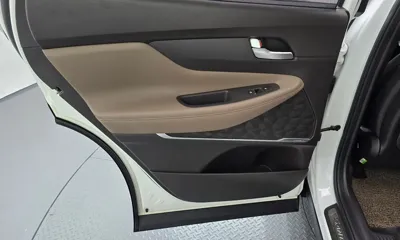Hyundai Santafe 2020, 67712 км, за 15823.4 USD - фото 25