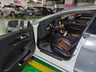 Mercedes-Benz CLS 2015, 105600 км, за 18520 USD - фото 17