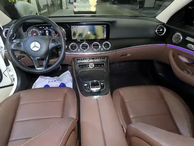 Mercedes-Benz E-Class 2018, 78414 км, за 13355.06 USD - фото 10