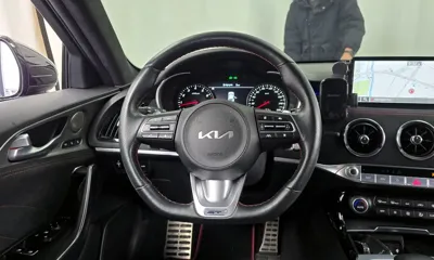 Kia Stinger 2023, 116202 км, за 16601.02 USD - фото 13