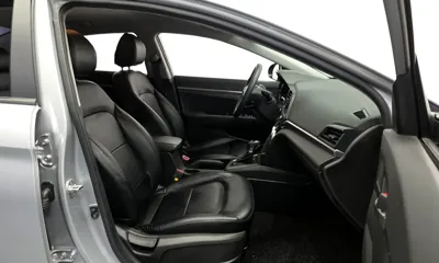 Hyundai Avante 2020, 48635 км, за 6630.69 USD - фото 26
