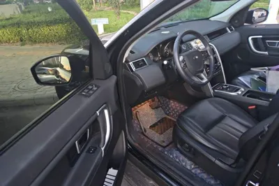 Land Rover Discovery Sport 2017, 106199 км, за 9809 USD - фото 16