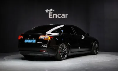 Tesla Model 3 2020, 101244 км, за 29190.74 USD