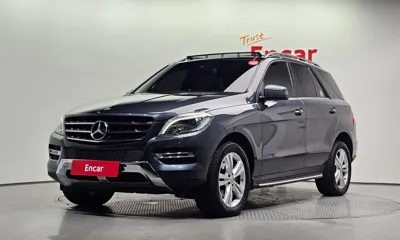 Mercedes-Benz M-Class · 2015 год