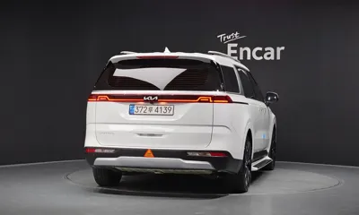 Kia Canival 2023, 13337 км, за 18046.02 USD