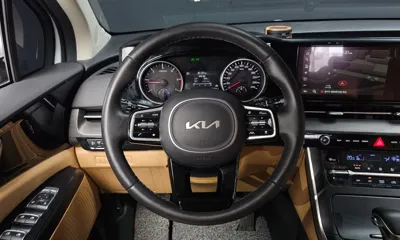 Kia Canival 2023, 13337 км, за 18046.02 USD - фото 13