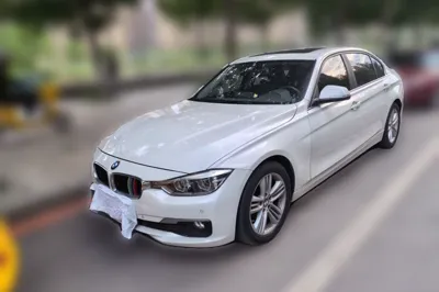BMW 3 Series · 2017 год