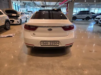 Kia K7 2017, 144531 км, за 6514.66 USD