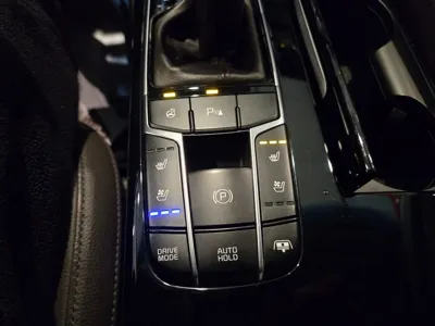 Kia K7 2017, 144531 км, за 6514.66 USD - фото 16