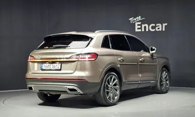 Lincoln Nautilus 2020, 65726 км, за 15570.04 USD