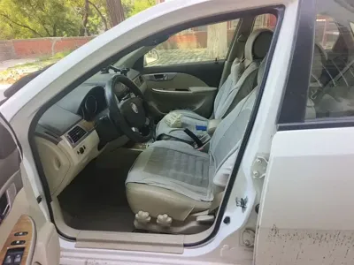 Buick Excelle 2016, 65900 км, за 2251.28 USD - фото 11