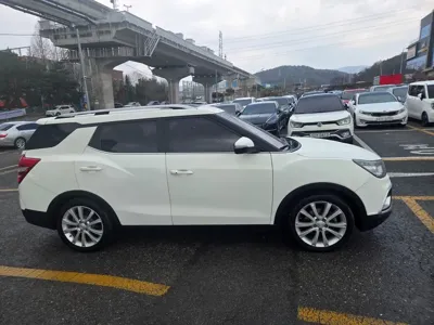 KG_Mobility_Ssangyong TIBOLI 2016, 109877 км, за 2925.31 USD