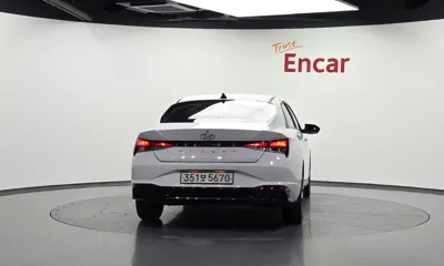 Hyundai Avante 2023, 77632 км, за 10569.81 USD