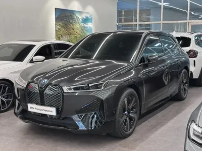 BMW iX · 2025 год