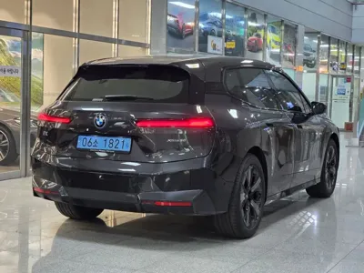 BMW iX 2025, 17321 км, за 61446.97 USD