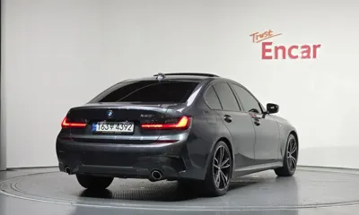 BMW 3-Series 2022, 82475 км, за 18176.45 USD