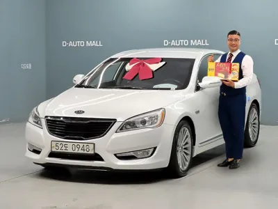 Kia K7 · 2011 год