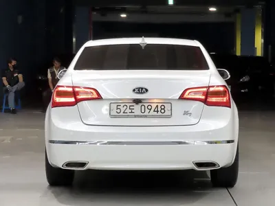 Kia K7 2011, 248757 км, за 2297.49 USD