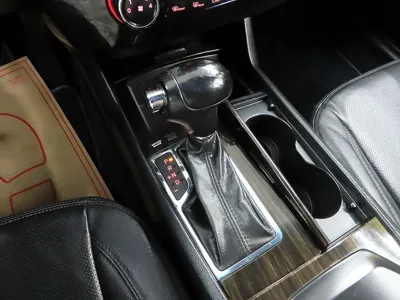 Kia K7 2011, 248757 км, за 2297.49 USD - фото 9