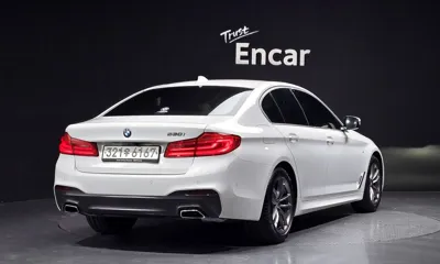 BMW 5-Series 2020, 15857 км, за 25702.01 USD