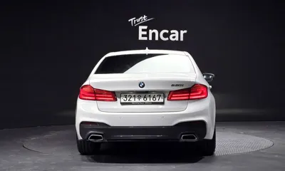 BMW 5-Series 2020, 15857 км, за 25702.01 USD