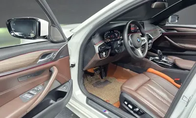 BMW 5-Series 2020, 15857 км, за 25702.01 USD - фото 11