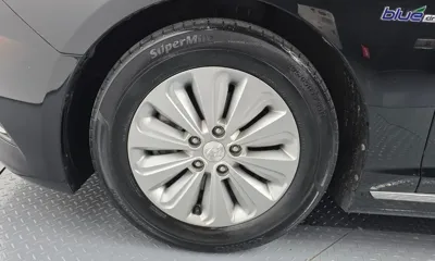 Hyundai Sonata 2015, 214320 км, за 3501.82 USD