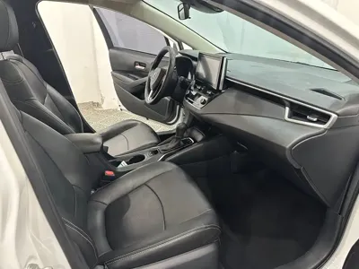 Toyota Corolla 2022, 57300 км, за 11944.24 USD