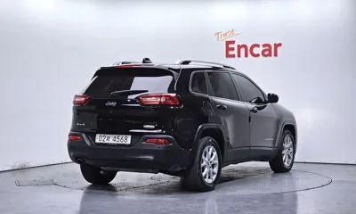 Jeep Cherokee 2017, 61625 км, за 6279.75 USD