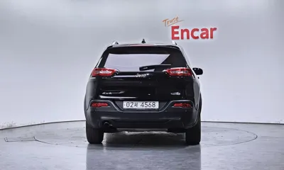 Jeep Cherokee 2017, 61625 км, за 6279.75 USD