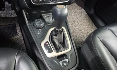 Jeep Cherokee 2017, 61625 км, за 6279.75 USD - фото 9