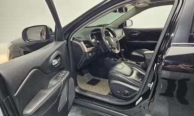 Jeep Cherokee 2017, 61625 км, за 6279.75 USD - фото 10