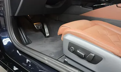 BMW 5-Series 2026, 8333 км, за 59078.38 USD - фото 27