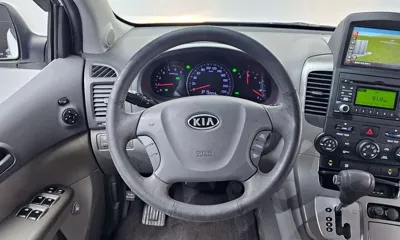 Kia Canival 2012, 132059 км, за 3216.49 USD - фото 13