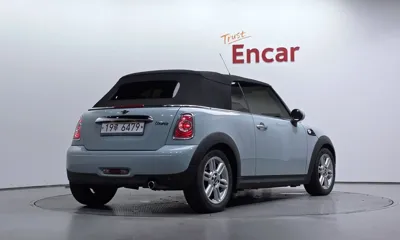 MINI Cooper Convertible 2014, 65388 км, за 7548.9 USD