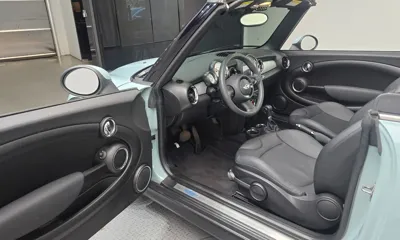 MINI Cooper Convertible 2014, 65388 км, за 7548.9 USD - фото 10