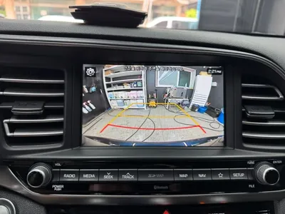 Hyundai Avante 2019, 54778 км, за 8400.07 USD - фото 13