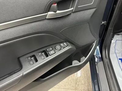 Hyundai Avante 2019, 54778 км, за 8400.07 USD - фото 14