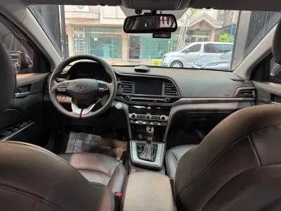 Hyundai Avante 2019, 54778 км, за 8400.07 USD - фото 16