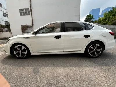 MG MG6 2018, 59000 км, за 3533.63 USD