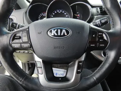 Kia Pride 2014, 180000 км, за 2016.66 USD - фото 9