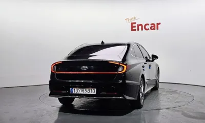 Hyundai Sonata 2022, 123410 км, за 11080.48 USD