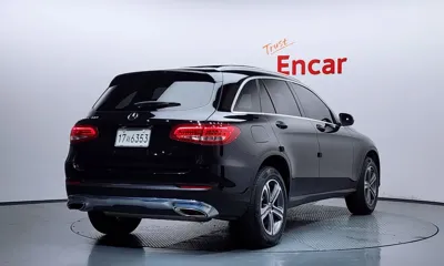 Mercedes-Benz GLC-Class 2019, 90740 км, за 16938.12 USD
