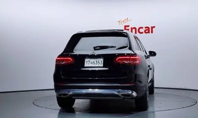 Mercedes-Benz GLC-Class 2019, 90740 км, за 16938.12 USD