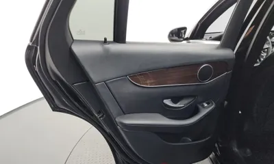 Mercedes-Benz GLC-Class 2019, 90740 км, за 16913.88 USD - фото 25