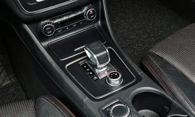 Mercedes-Benz CLA-Class 2018, 123813 км, за 13148.33 USD - фото 9