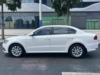 Volkswagen Lavida 2017, 56000 км, за 6103.54 USD - фото 10