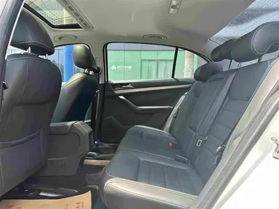Volkswagen Lavida 2017, 56000 км, за 6103.54 USD - фото 17
