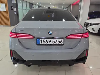 BMW 5-Series 2026, 5507 км, за 62451.27 USD