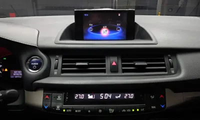 Lexus CT200h 2018, 49111 км, за 14740.89 USD - фото 14